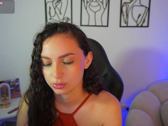 AliceHarper1 live cam on BongaCams