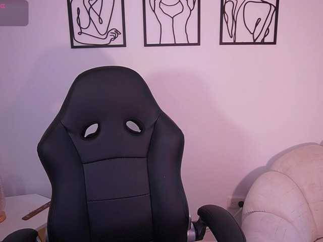 AliceHarper1 live cam preview