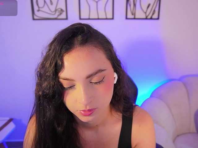 AliceHarper1 live cam on BongaCams