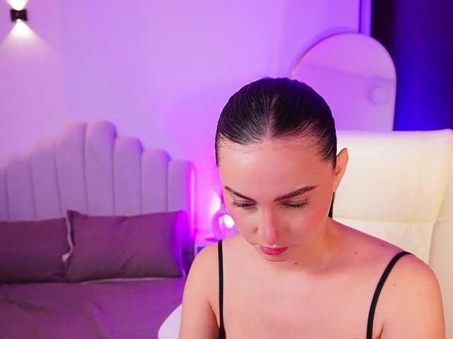 AliceHarper1 live cam on BongaCams