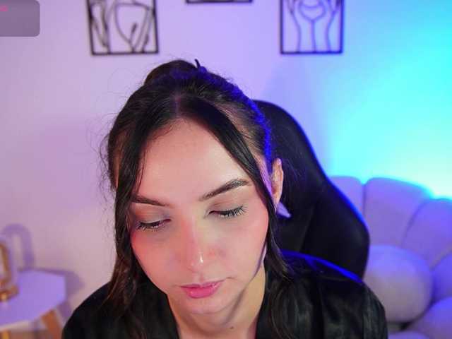 AliceHarper1 live cam on BongaCams