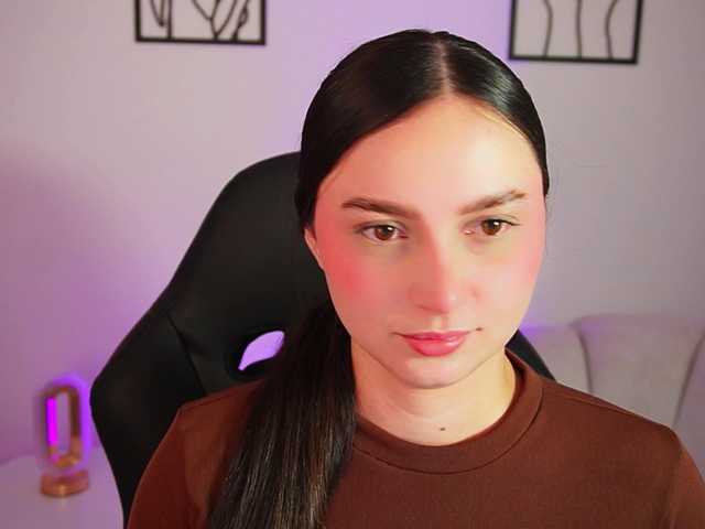 AliceHarper1 live cam on BongaCams