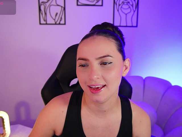 AliceHarper1 live cam on BongaCams