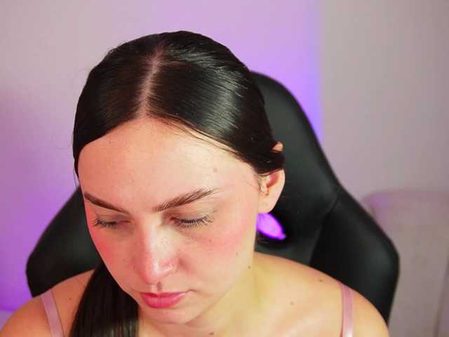 AliceHarper1 live webcam show