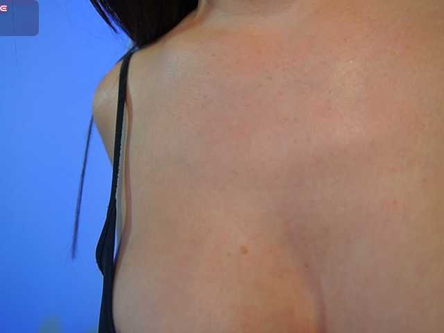 AliceHarper1 live cam on BongaCams