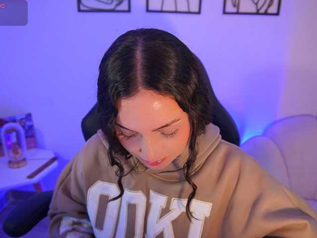 AliceHarper1, live now on BongaCams