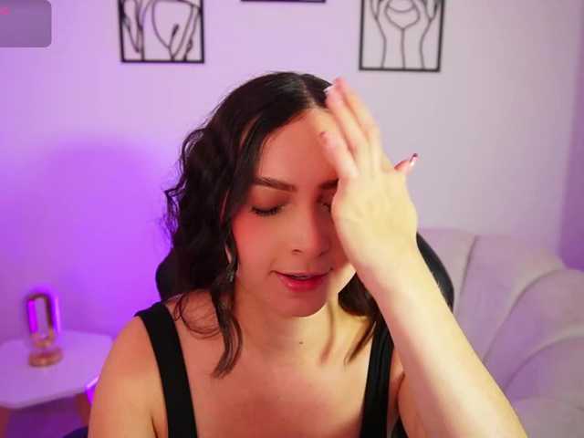 AliceHarper1 live cam on BongaCams