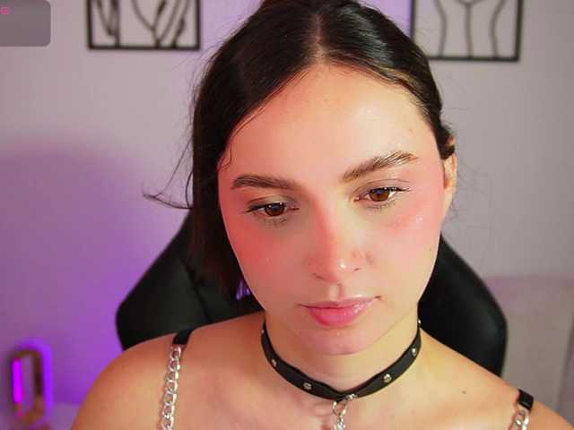 AliceHarper1 live cam on BongaCams