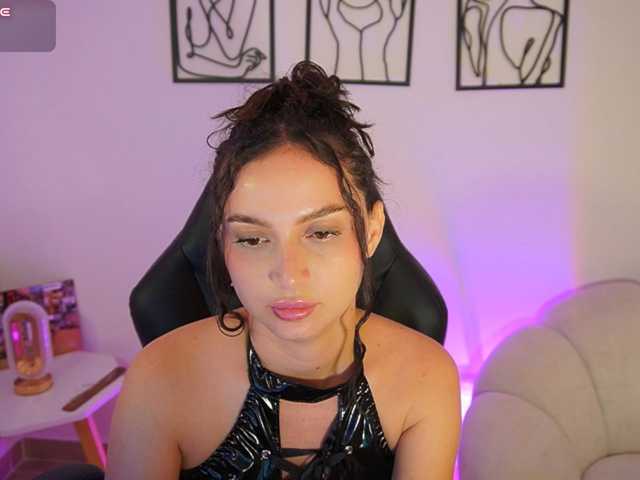 AliceHarper1 live cam on BongaCams
