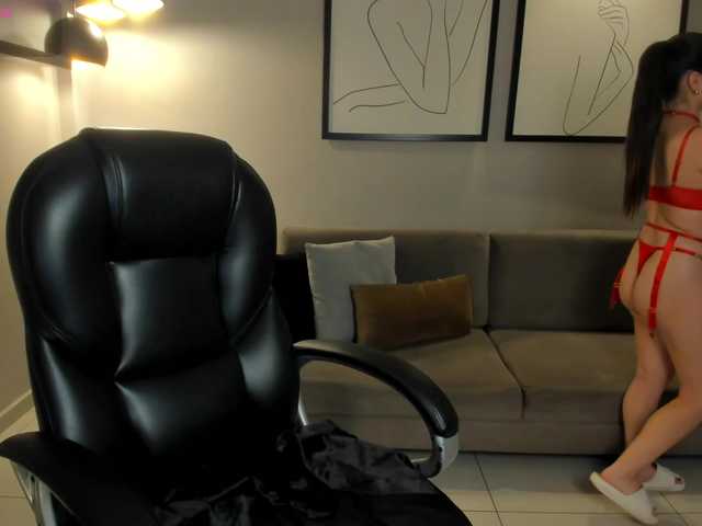 le modèle AliceHarper1 est en webcam porno dans un show sur le site bongacams, il possède les tags suivants: Latino/Hispanic,Brunette,Shaved