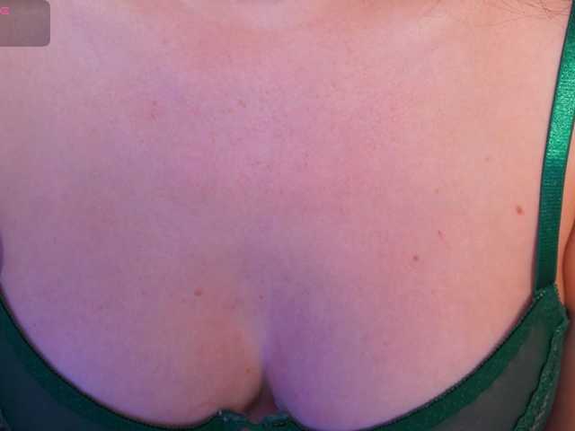 AliceHarper1 live cam on BongaCams