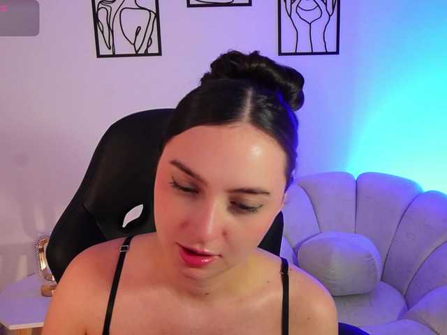 AliceHarper1 live cam on BongaCams