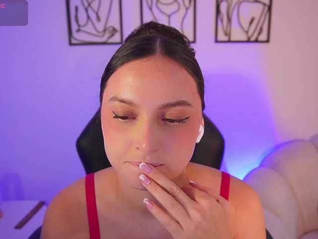 AliceHarper1 live cam on BongaCams