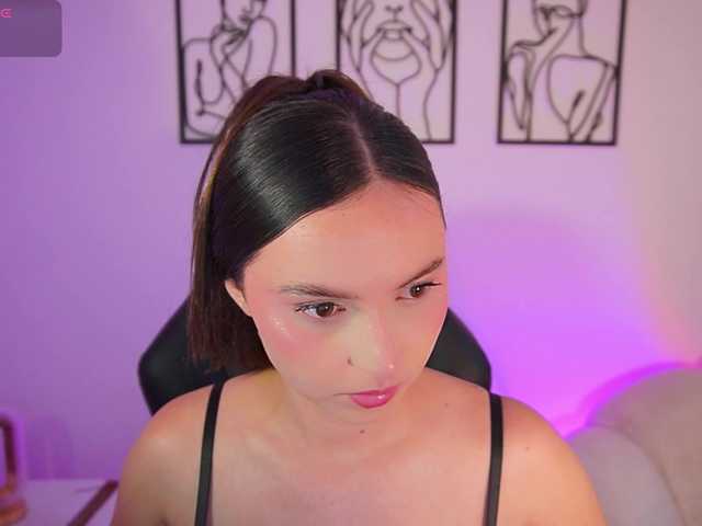 AliceHarper1 live cam preview