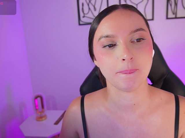 AliceHarper1 live cam on BongaCams
