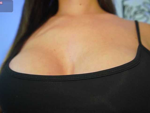 AliceHarper1 live cam on BongaCams