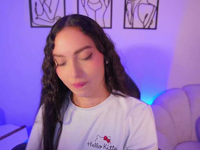 AliceHarper1 live cam on BongaCams
