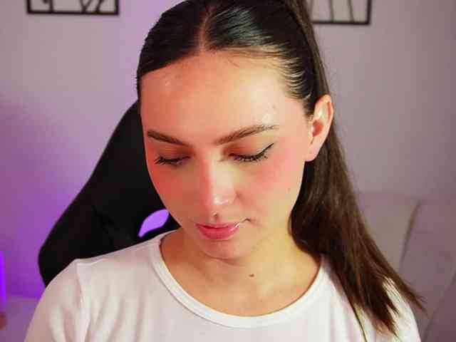 AliceHarper1 webcam