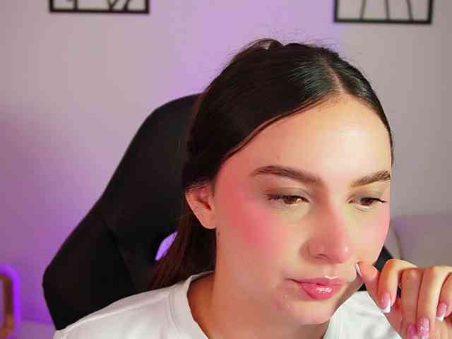 AliceHarper1 webcam