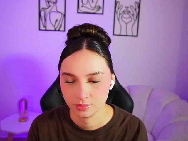 AliceHarper1 webcam