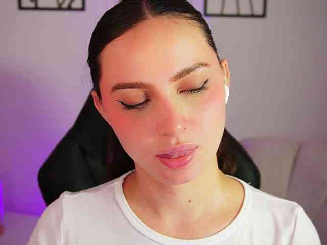 AliceHarper1 webcam