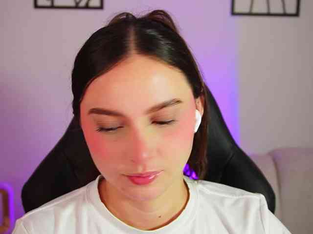 AliceHarper1 webcam