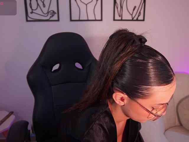 AliceHarper1 webcam