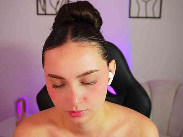 AliceHarper1 webcam