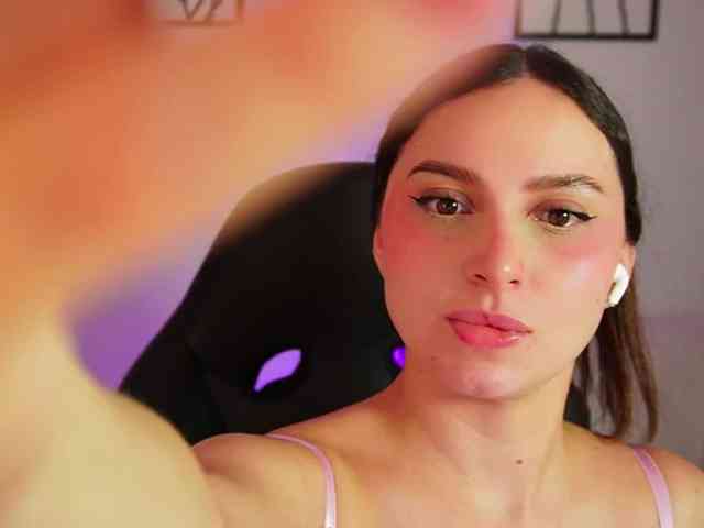 AliceHarper1 webcam