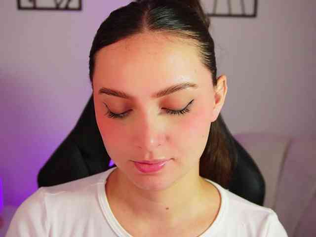 AliceHarper1 webcam