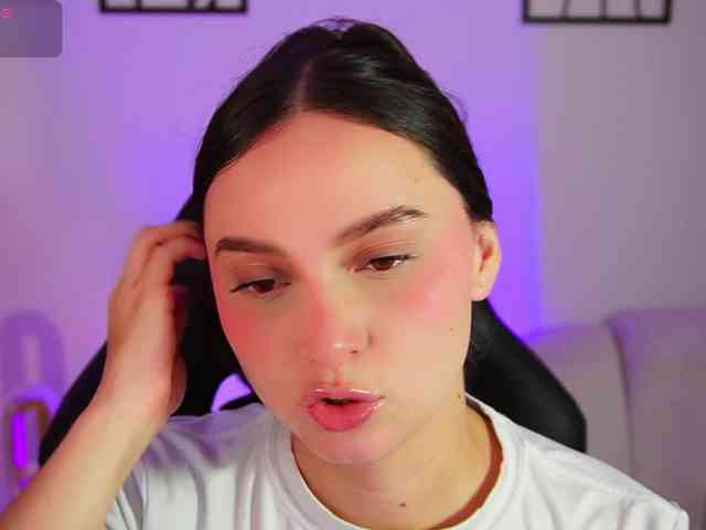 AliceHarper1 webcam