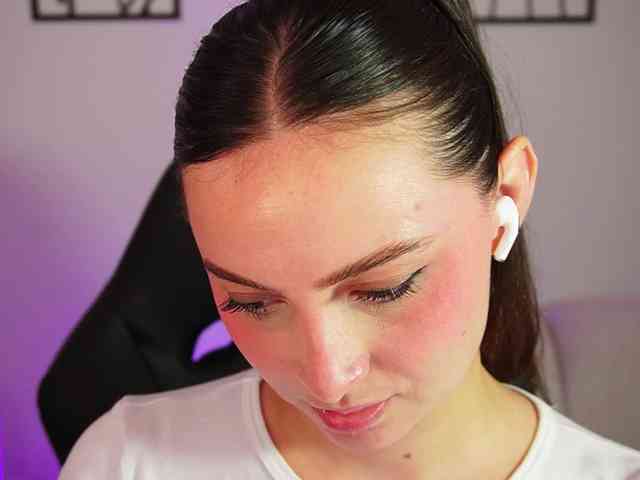 AliceHarper1 webcam
