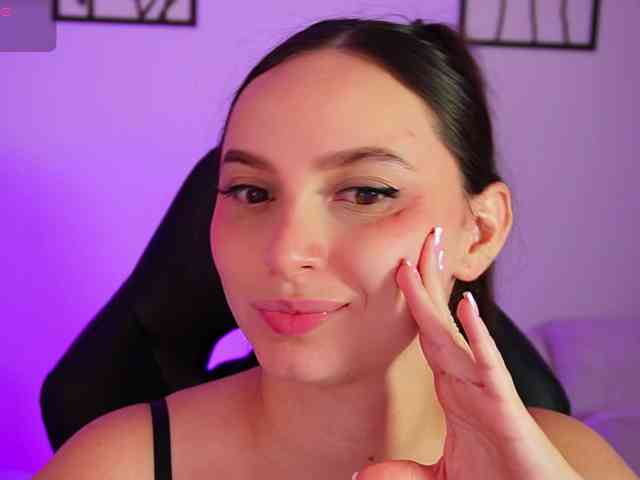 AliceHarper1 webcam