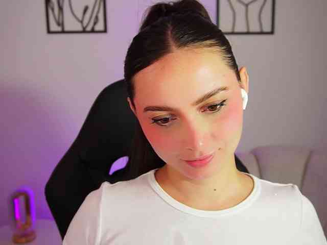 AliceHarper1 webcam
