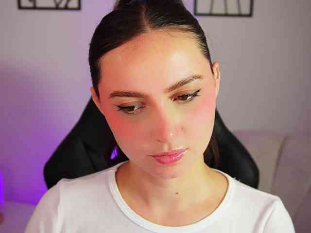 AliceHarper1 webcam