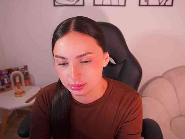 Modelo: AliceHarper1