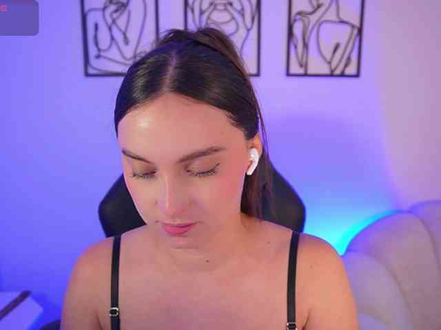 AliceHarper1 webcam