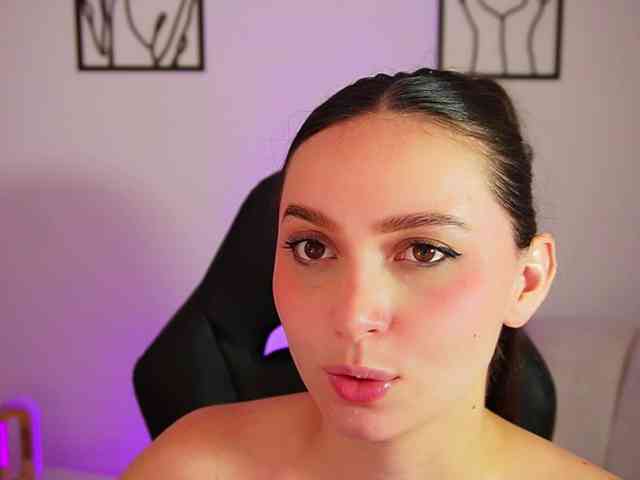 AliceHarper1 webcam