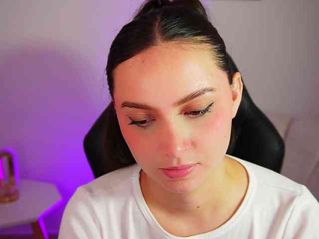 AliceHarper1 webcam