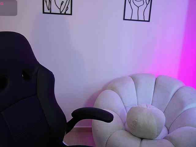 AliceHarper1 webcam