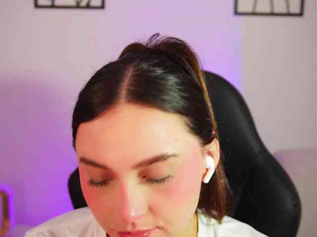 AliceHarper1 webcam