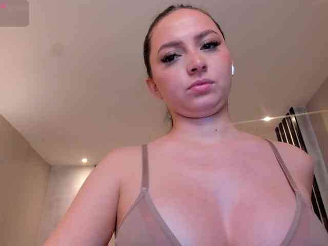 AliceHarper1 webcam