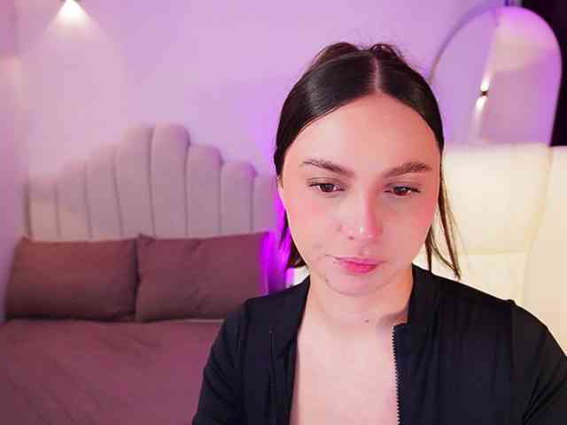AliceHarper1 webcam