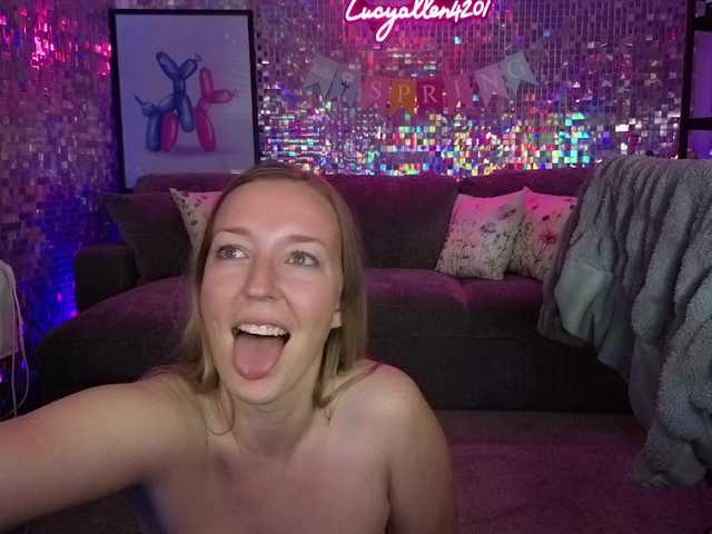 lucyallen4201's BongaCams show and profile