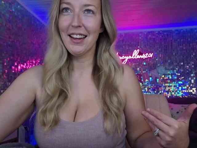 lucyallen4201 webcam
