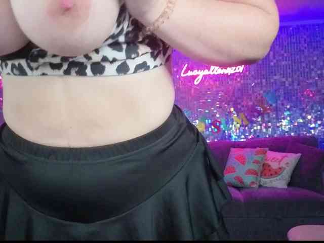 lucyallen4201 webcam