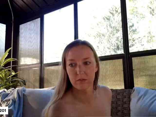 lucyallen4201 webcam