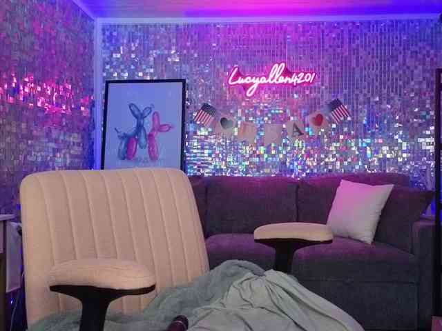 lucyallen4201 webcam