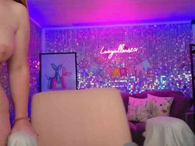 lucyallen4201 webcam
