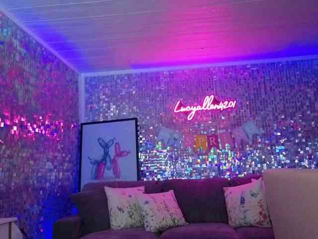 lucyallen4201